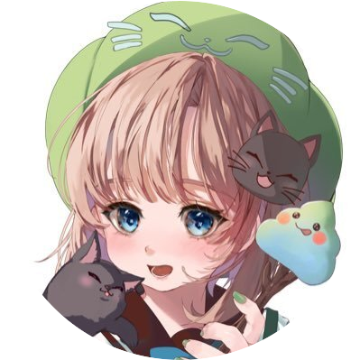 すけさんのアイコン。ライトブラウンの髪にグリーン調の目。モスグリーンの猫の顔がモチーフのベレー帽をかぶっている。顔周りに2匹の黒猫や顔のある雲の絵が描かれている。