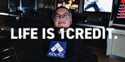 人生は一度きり LIFE IS 1CREDIT